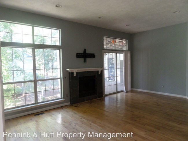 Building Photo - 3 br, 2 bath House - 530 Stacy Weaver Drive