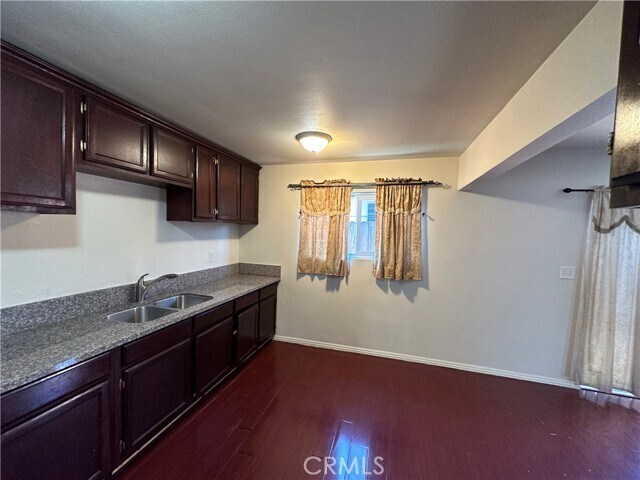 Primary Photo - 10415 Kalmia St