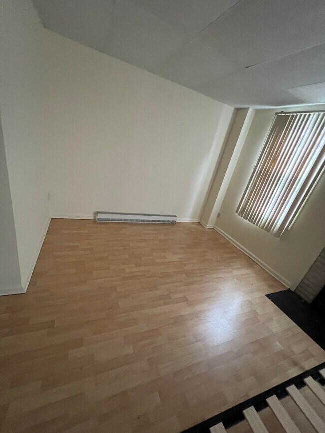 BasementLiving - 800 Flagler Dr
