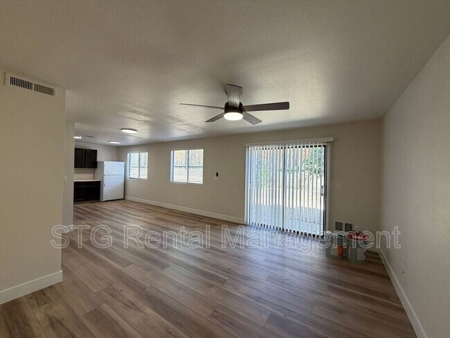 Foto del edificio - 462 W 300 N