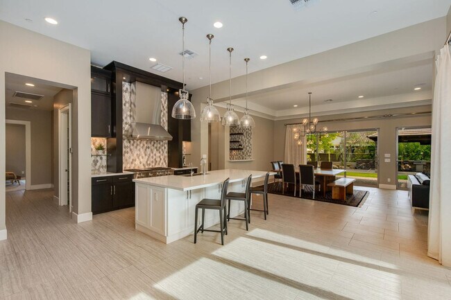 Foto del edificio - 5411 E Duane Ln