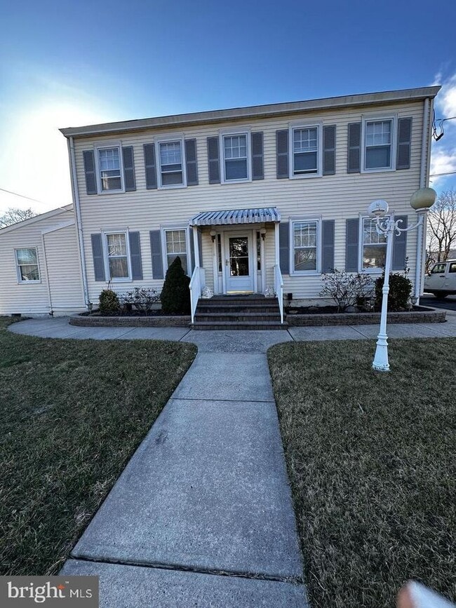 Building Photo - 163 Klockner Rd