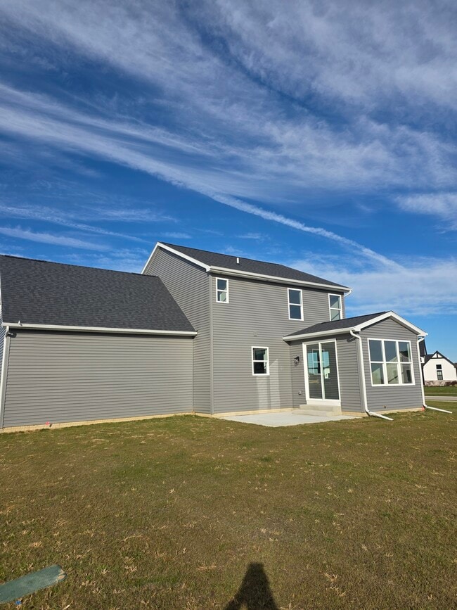 Building Photo - 9425 Newbury Ln