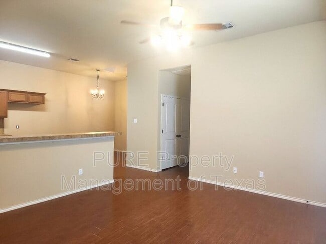 Building Photo - 1136 Brendon Lee Lane