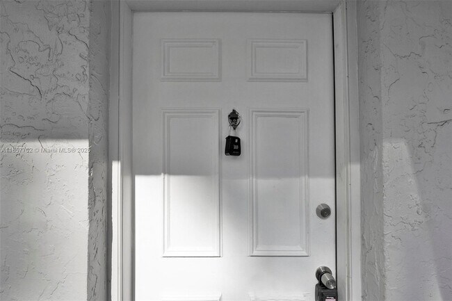 Foto del edificio - 17255 SW 95th Ave