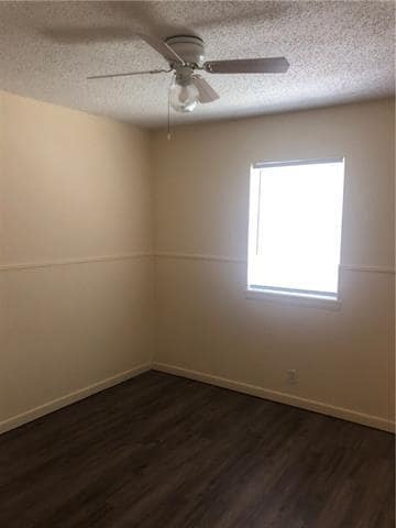 Building Photo - 502 Kennedy St