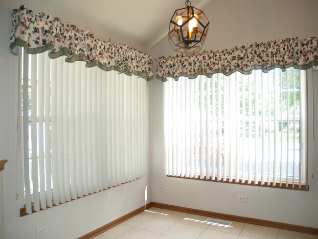Foto del edificio - 4707 Mikasa Ct
