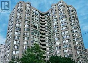 Building Photo - 25 Maitland St