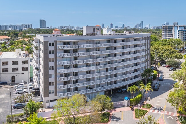 Excelsior Condominium