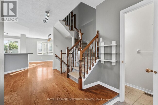 Building Photo - 1451 Bonneville Crescent