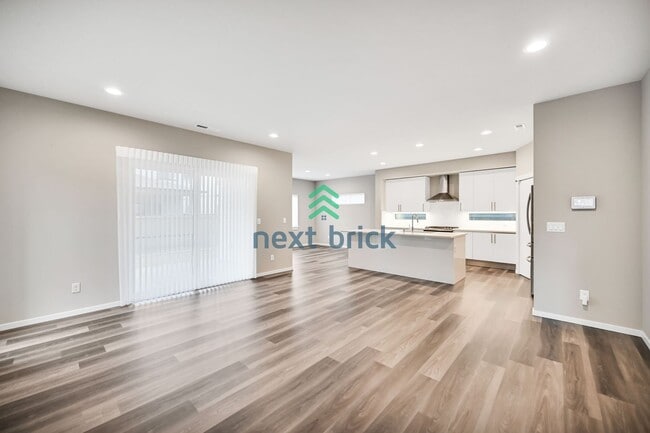 Foto del edificio - Stunning 4-Bed, 2.75-Bath Single-Family Home Ready for Rent!