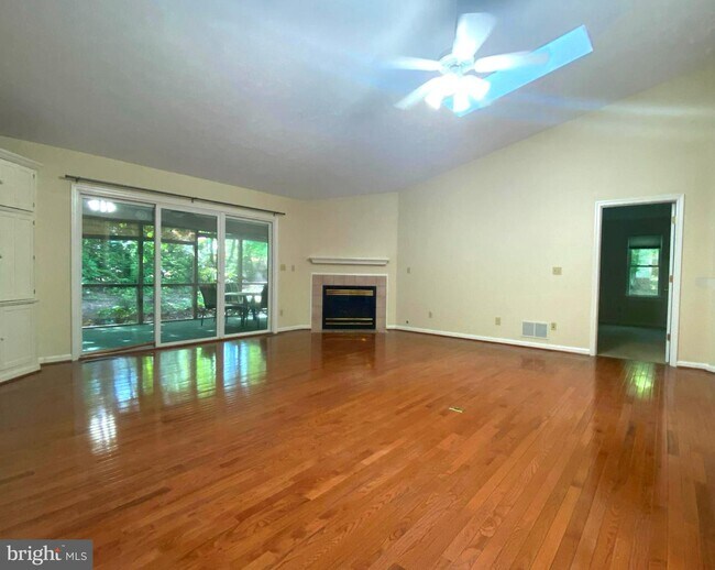 Foto del edificio - 100 Monticello Cir