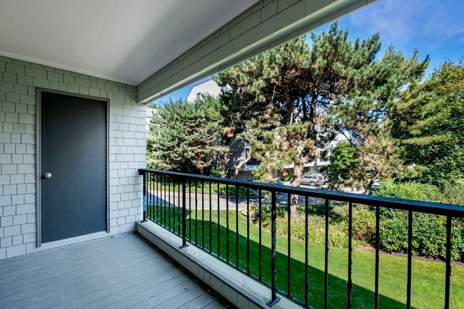Building Photo - 50 Allerton Pl