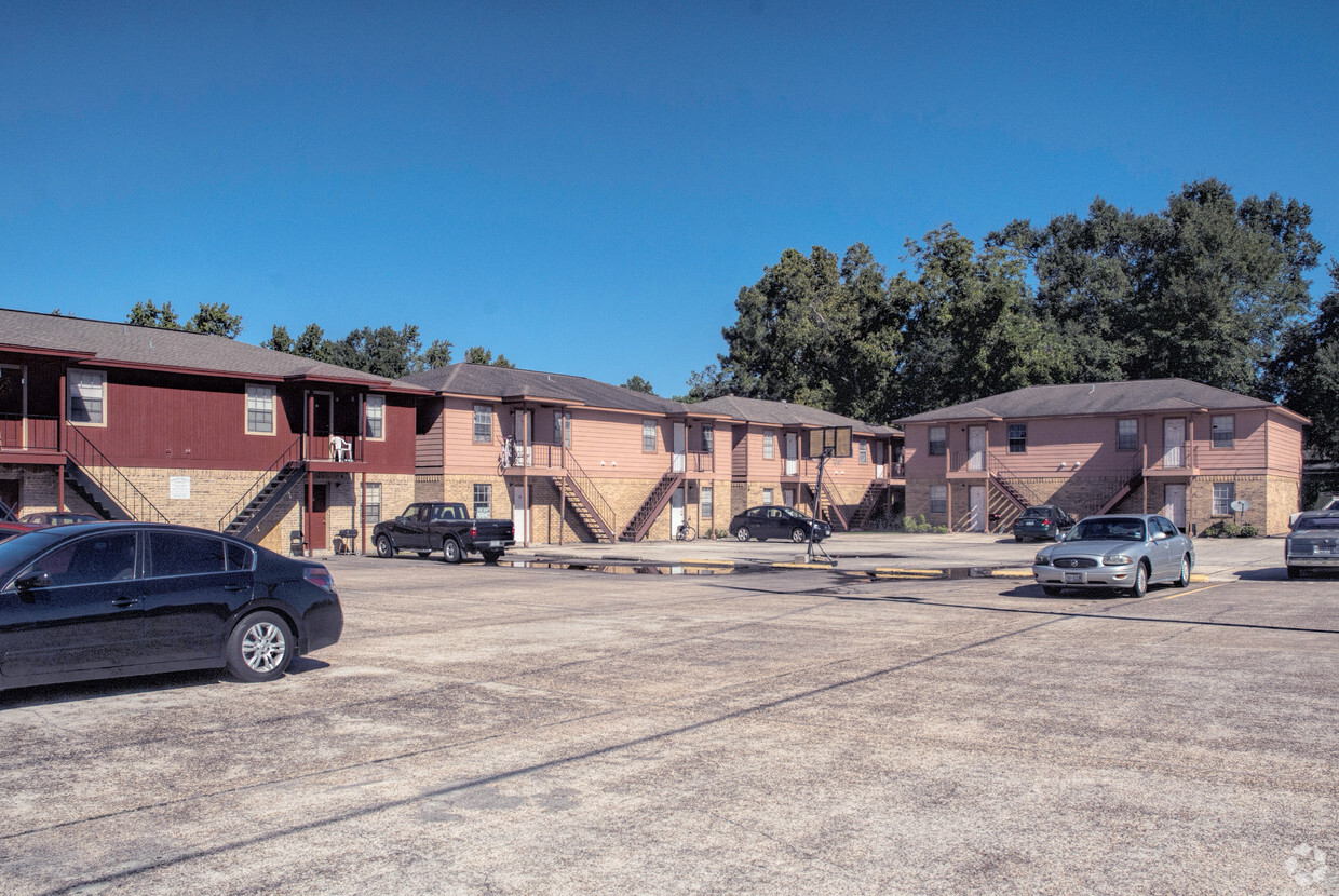 Parkway Terrace Apartments - Silsbee, TX | Apartments.com