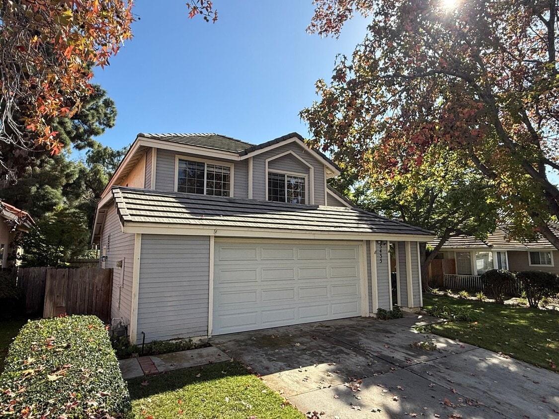 Foto principal - Great 3B/2.5BA House in Oceanside!