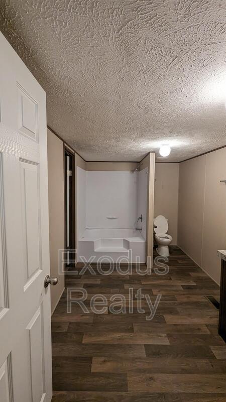 Building Photo - 55 Forest Manor Dr
