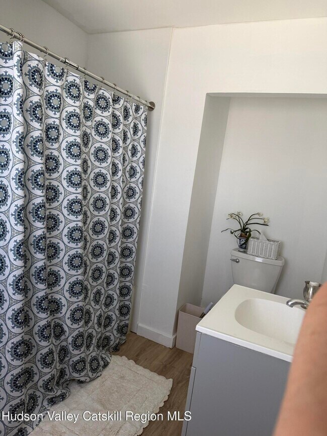 Foto del edificio - 129 Main St