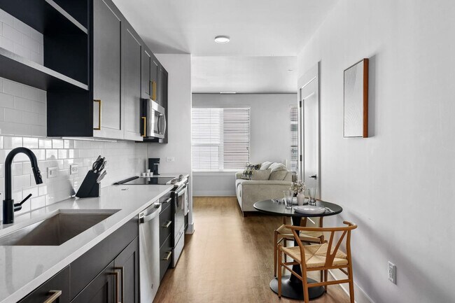 Foto del edificio - 2412 W Cypress St