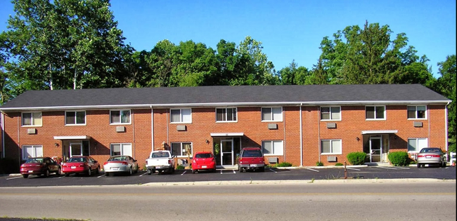 Building Photo - 705 Deerfield Rd