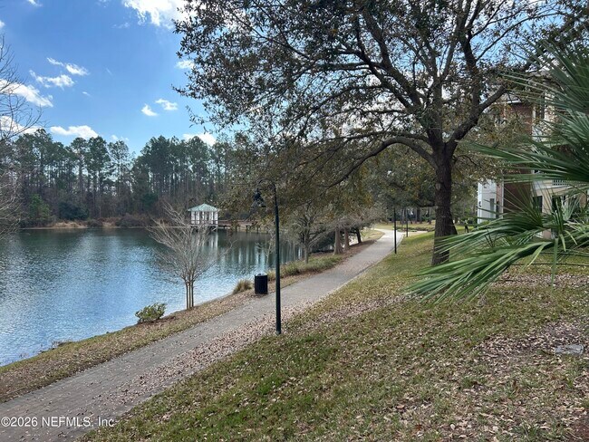 Foto del edificio - 785 Oakleaf Plantation Pkwy