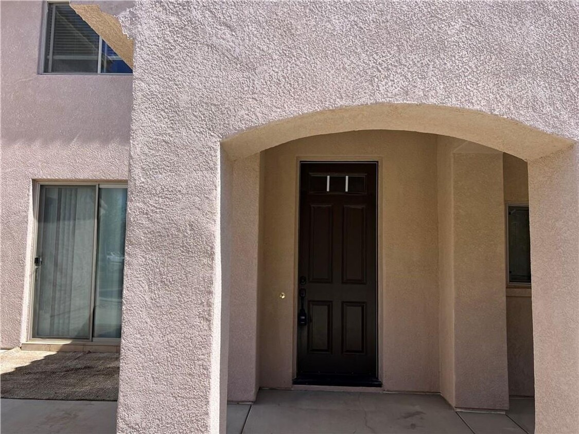 Primary Photo - Spacious Condo