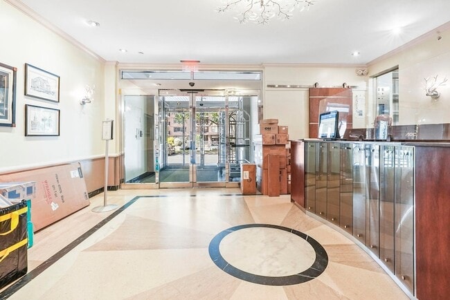 Foto del edificio - 201 St Pauls Ave