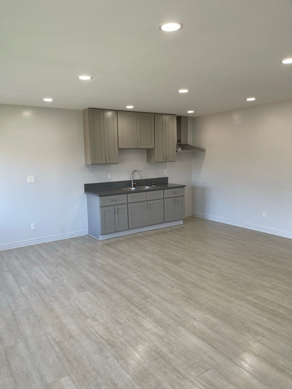 Building Photo - 2919 Carmona Ave