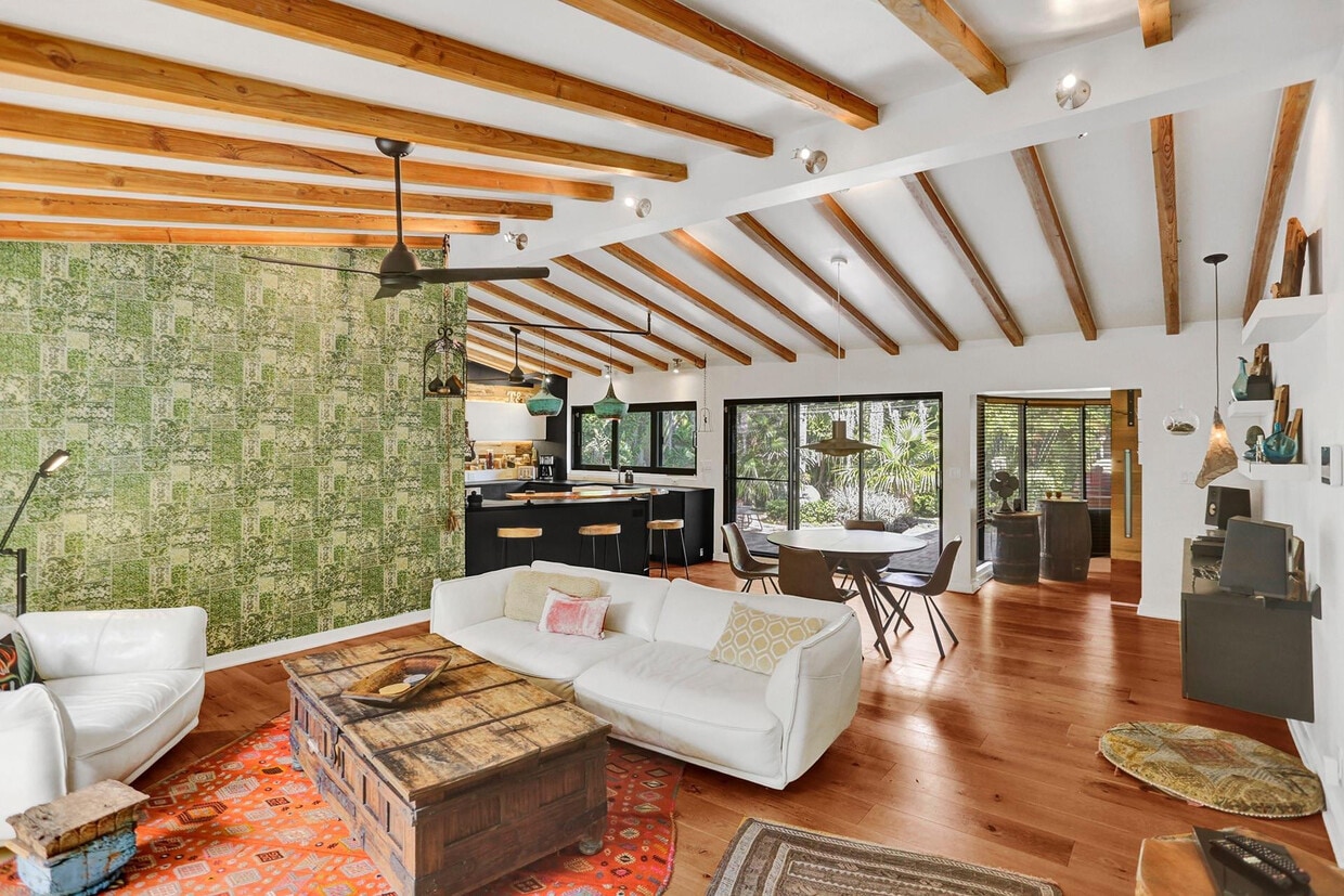 Foto principal - 1613 SW 5th Ct