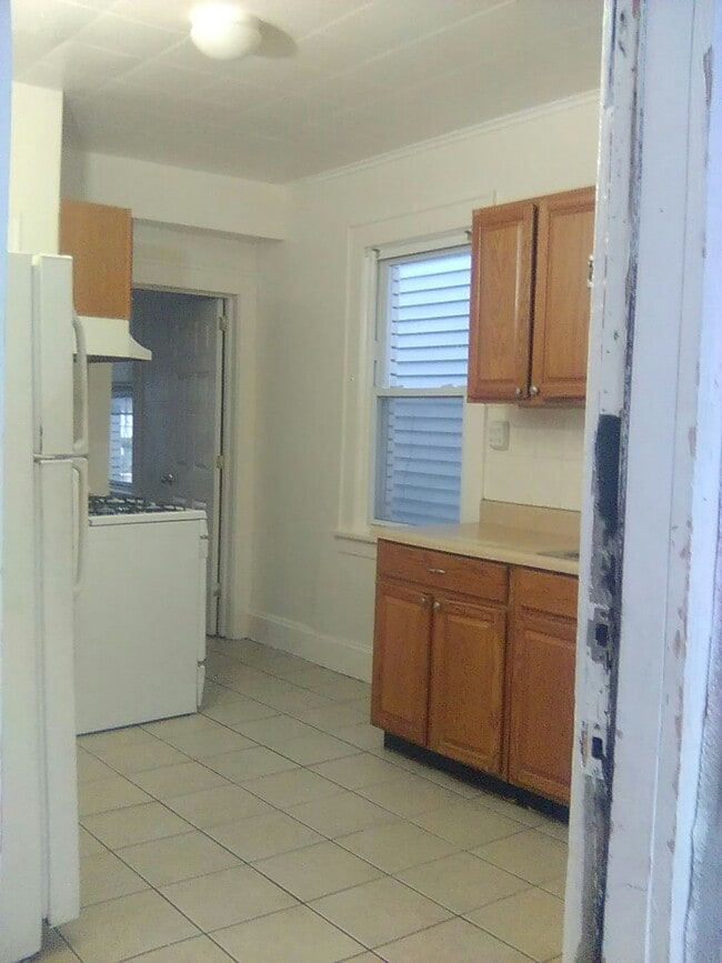 Photo - 89 Maple St Apartment