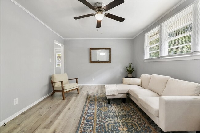 Building Photo - 1141 Acorn St