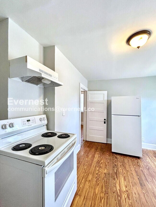 Foto del edificio - 901 E Nine Mile Rd