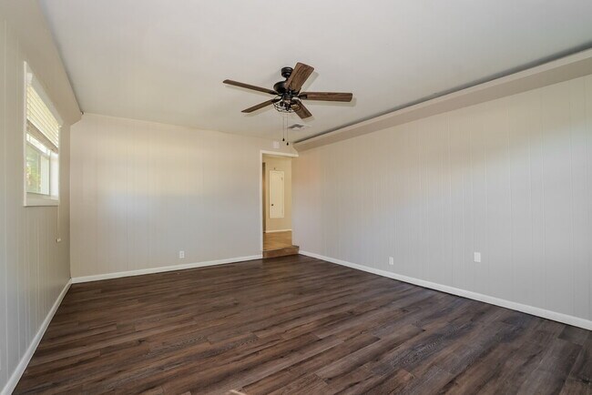 Foto del edificio - 126 Alder Ave