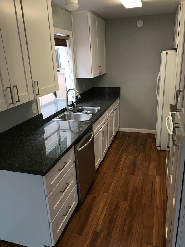 Stainless steel appliances replaced in 2021. - 3881 Groton St