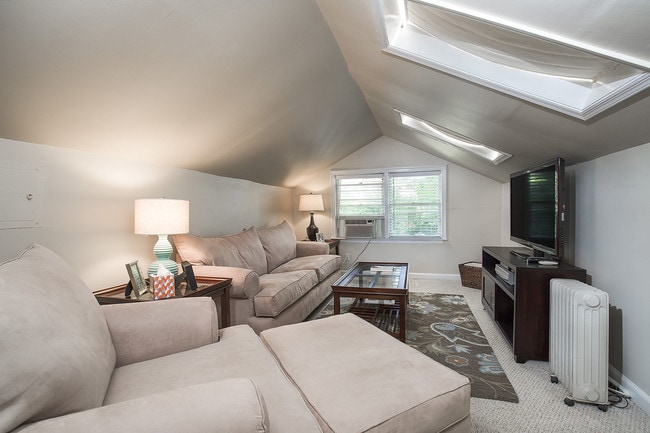 Living Room - 965 Todd Rd NE