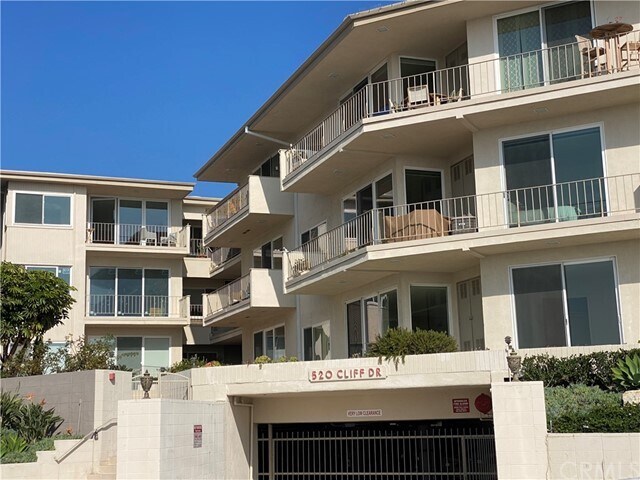 Building Photo - 520 Cliff Dr