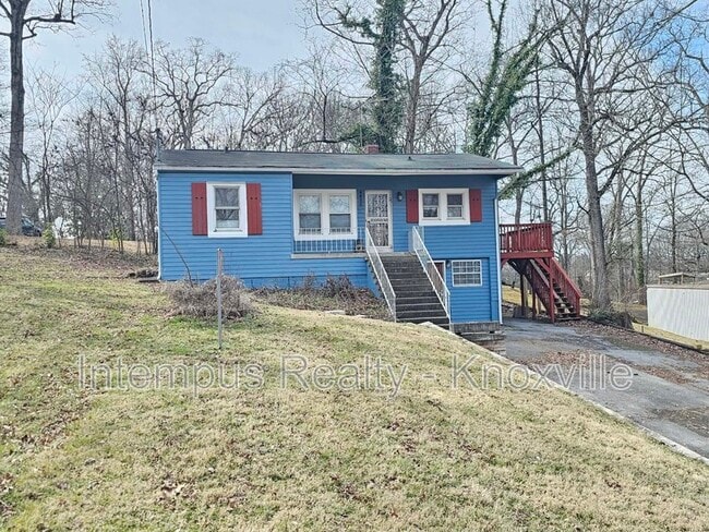 Photo - 4450 Galbraith School Rd House