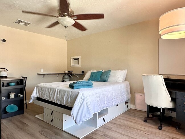 Foto del edificio - 241GA