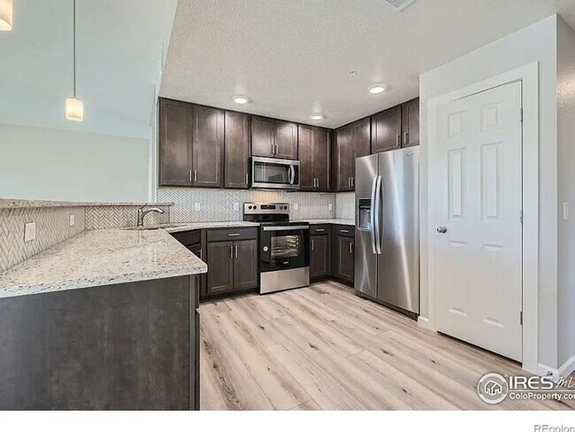 Foto del edificio - Brand New 2Br/2Ba Condo in Longmont