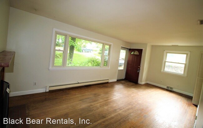 Building Photo - 4 br, 2 bath House - 297 White Pine Drive