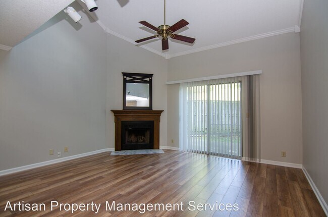 Building Photo - 2 br, 2 bath House - 313 Yorkshire Circle