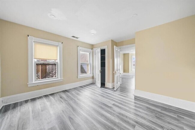 Building Photo - 33 Bay View Terrace
