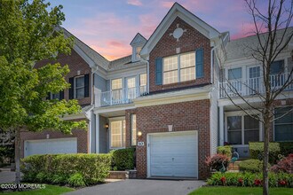 Building Photo - 10 Deepwater Cir