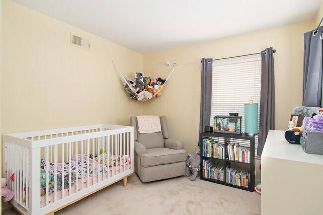 Foto del edificio - 11835 Spruce Run Dr #A