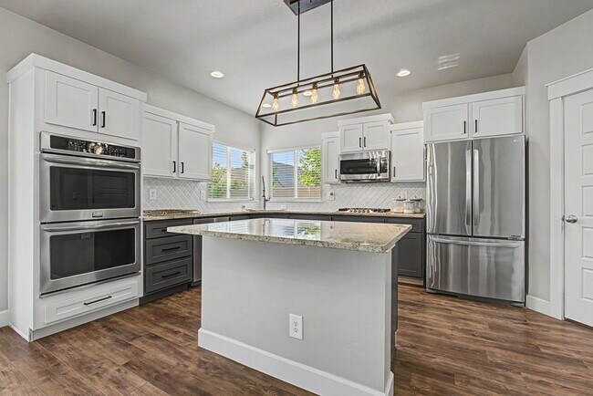 Foto del edificio - 5140 N Elmstone Ave