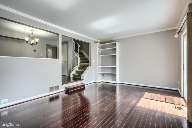 Foto del edificio - 9 Guinevere Ct