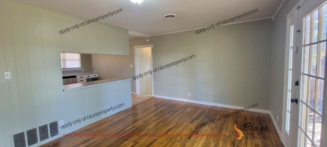 Building Photo - Freshly Refreshed 3BR/1.5BA – Available Now