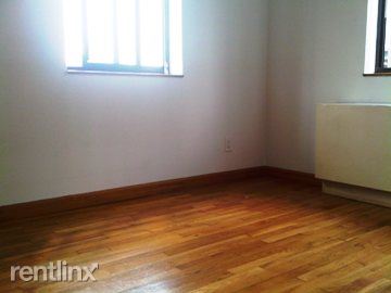 Primary Photo - 347 W 30th St