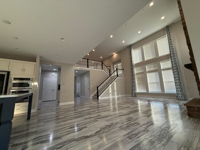 Foto del edificio - 6346 Walker Ct