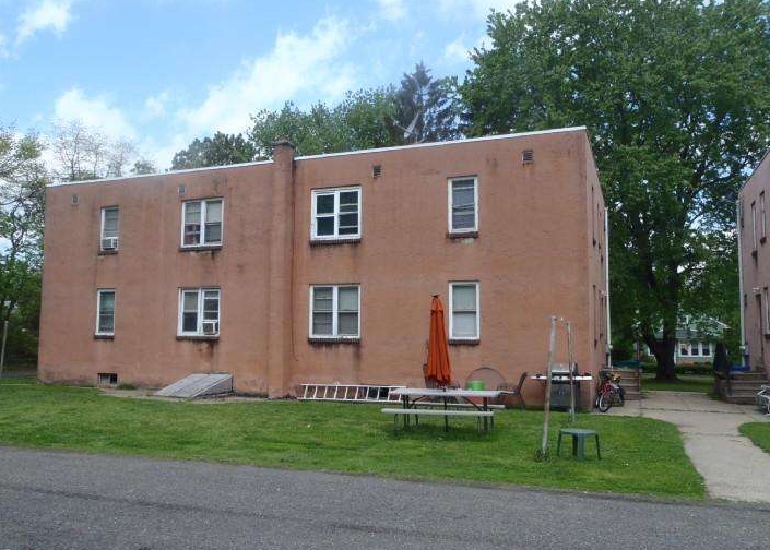 Foto del edificio - 1624 River Rd