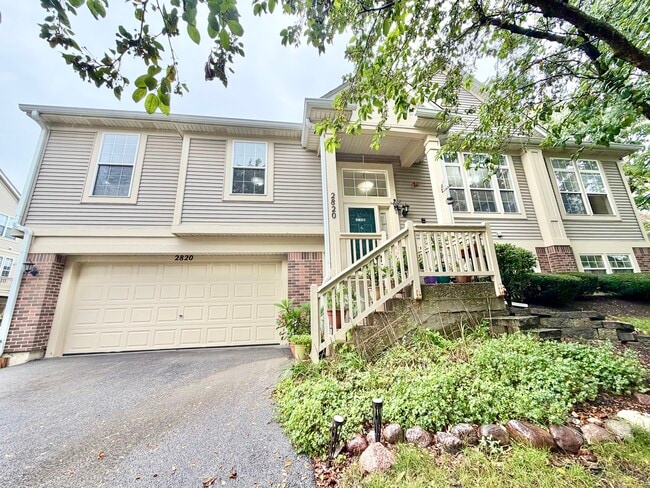 Building Photo - 2820 N Greenwood Ave